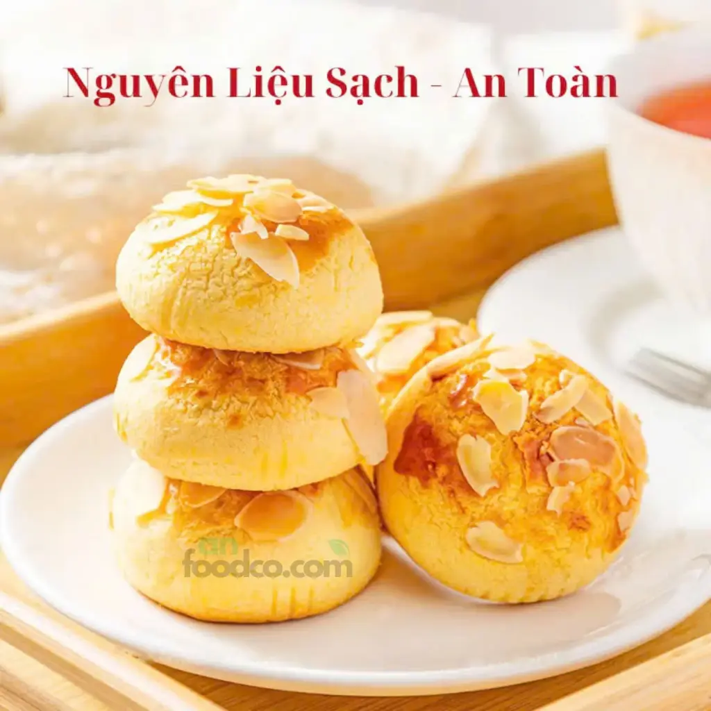 Bánh hạnh nhân đậu đỏ khoai lang tím